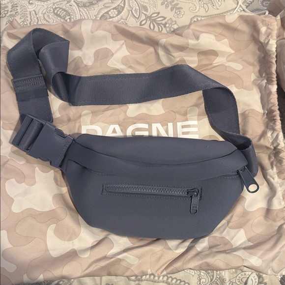 Dagne Dover Blue Crossbody Bag - Picture 2 of 4